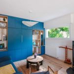 bibliothèque sur mesure en bois bleu